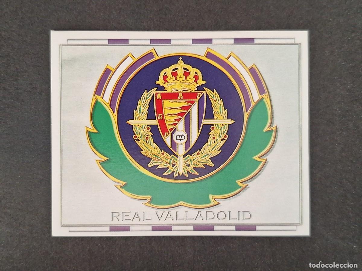 Cromos de f&uacute;tbol: L4 ESCUDO REAL VALLADOLID LIGA ESTE 1996 1997 96 97 NUNCA PEGADO SIN PEGAR