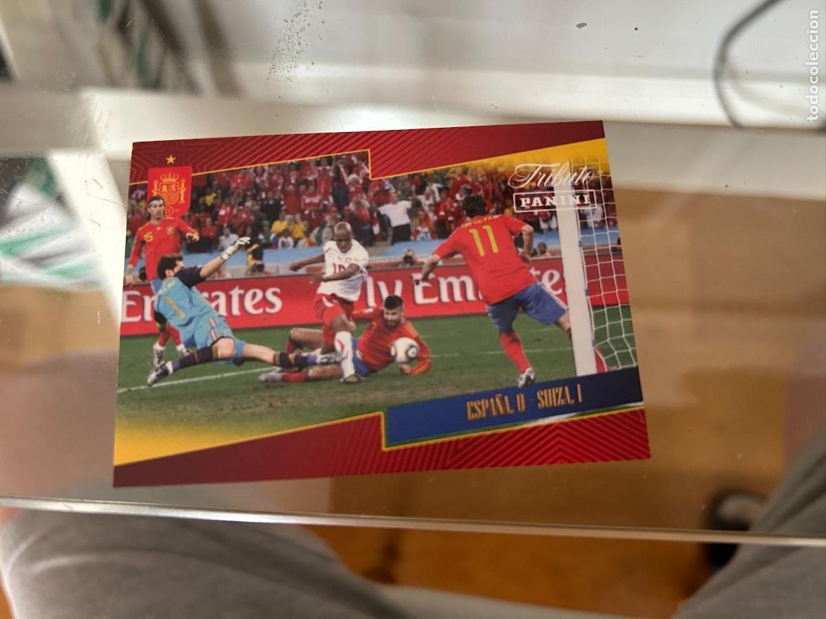Cromos de f&uacute;tbol: ESPA&Ntilde;A 0 SUIZA 1 MUNDIAL 2010 TRIBUTO A LA SELECCION