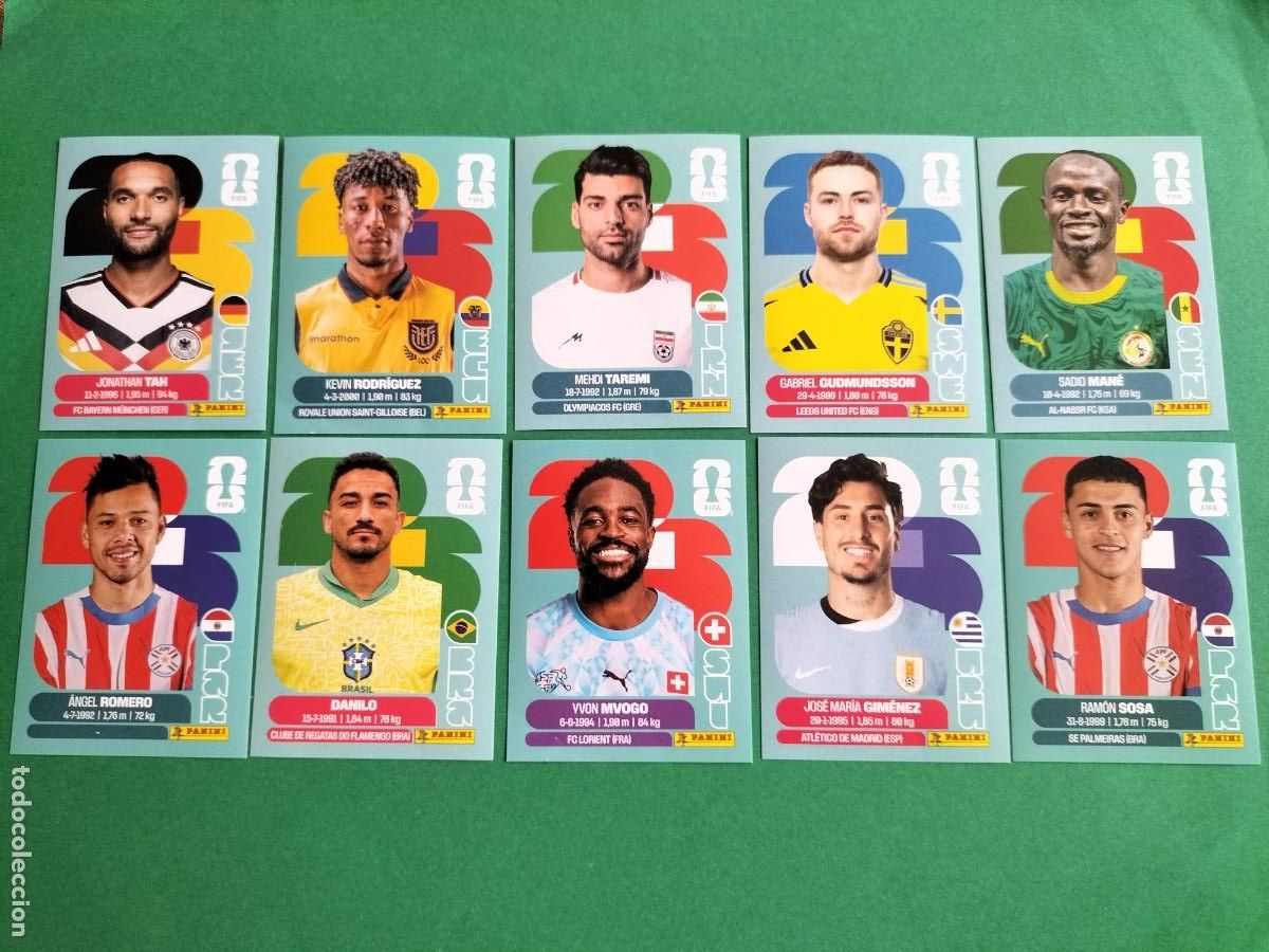 Football Stickers: (PANINI)FIFA WORLD CUP 2026) LOTE DE 10 CROMOS ORIGINALES SIN PEGAR