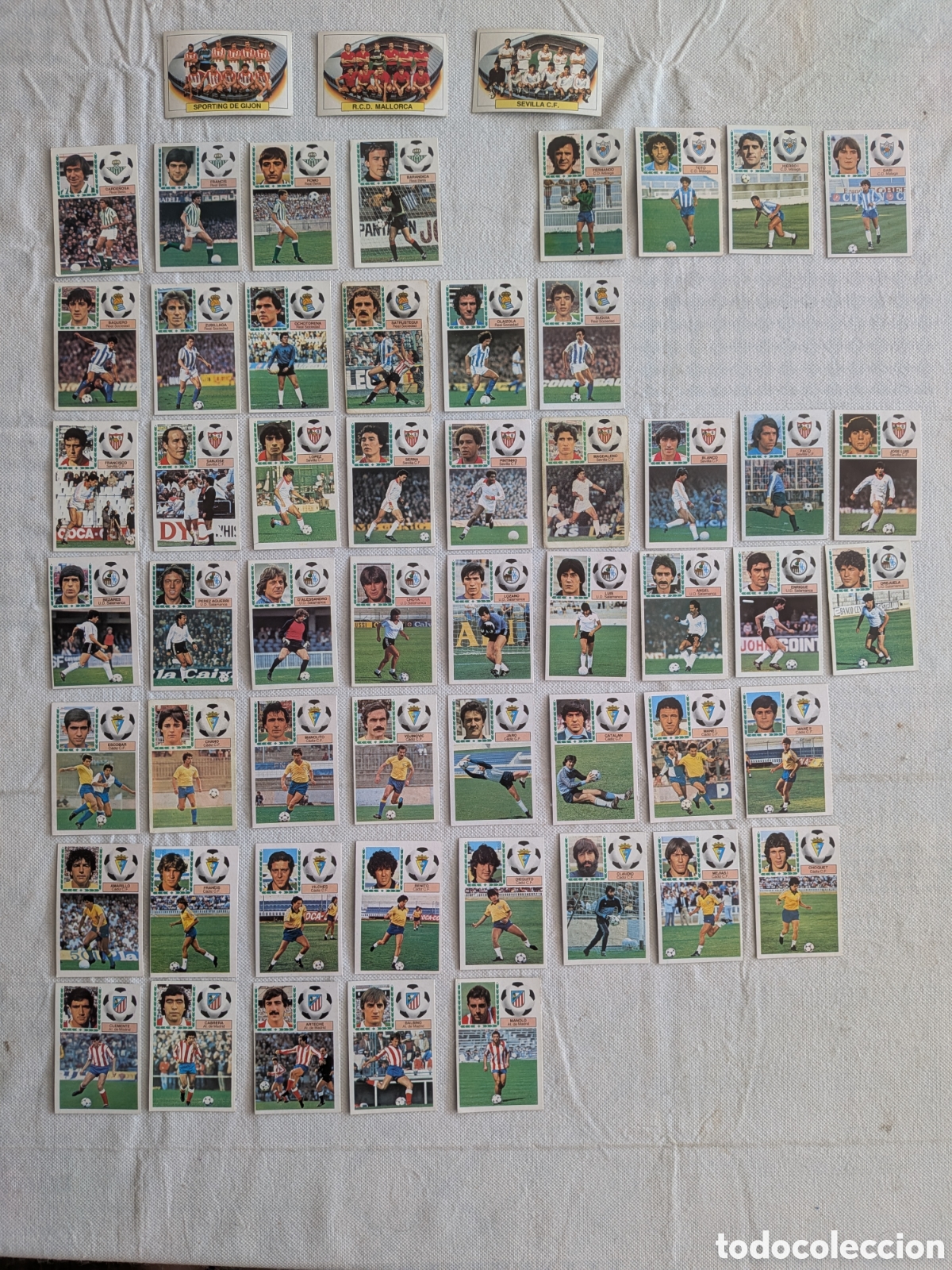 Cromos de f&uacute;tbol: FUTBOL LIGA 83-84 83 84 EDICIONES ESTE LOTE DE 56 CROMOS DIFERENTES