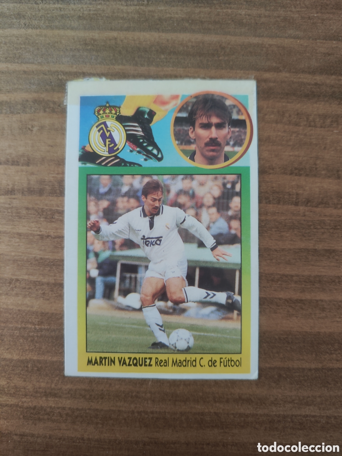 Figurine di Calcio: Este 93 94 despegado Real Madrid Mart&iacute;n V&aacute;zquez con resto de celo en anverso