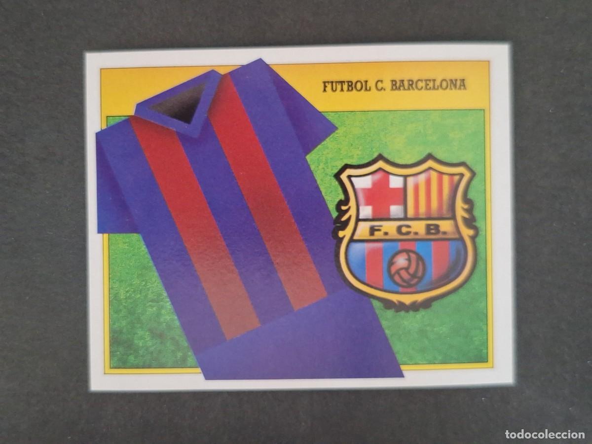 Football Stickers: L3 ESCUDO F. C. BARCELONA LIGA ESTE 1991 1992 91 92 CARTON SIN PEGAR NUNCA PEGADO