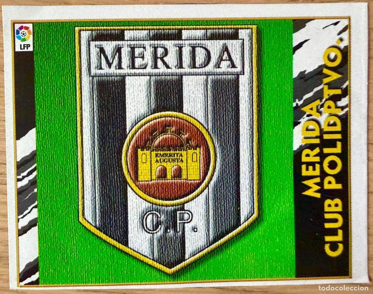 Cromos de f&uacute;tbol: ESCUDO MERIDA 97 98 1997 1998 LIGA EDICIONES ESTE RECORTADO STICKER