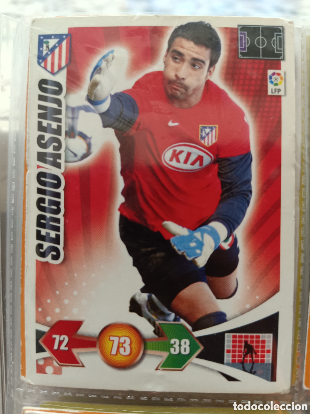 Football Stickers: Adrenalyn Sergio Asenjo 09/10