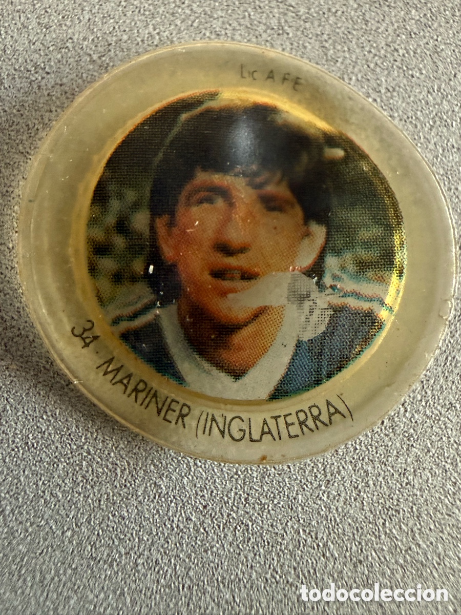 Cromos de f&uacute;tbol: Cromo Chapa. COCA COLA. MARINER ( Inglaterra ). MUNDIAL 82