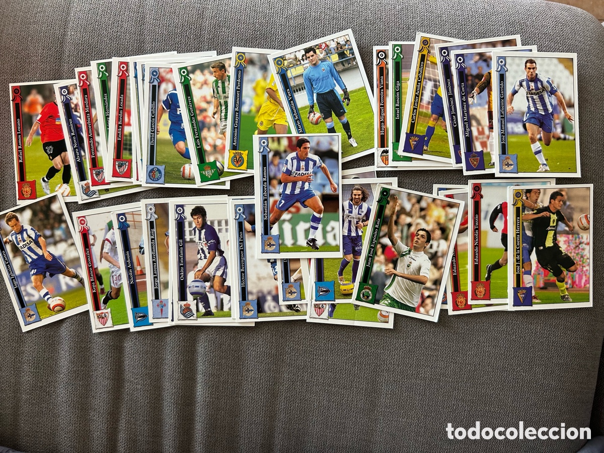 Cromos de f&uacute;tbol: 36 cromos fichaje + Mundicromo 2005 2006 05 06