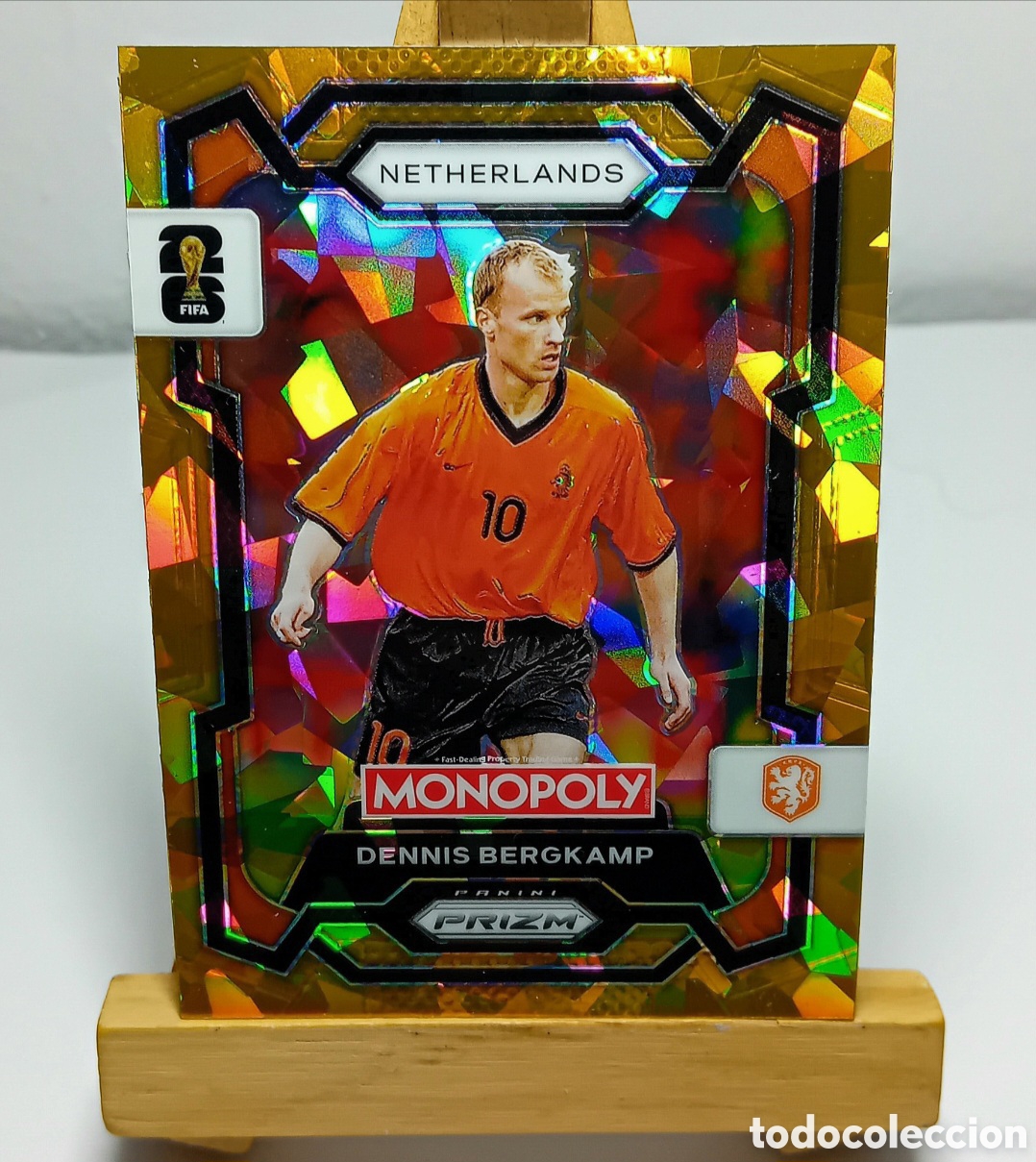 Cromos de f&uacute;tbol: DENNIS BERGKAMP 2026 HOLANDA GOLD CRACKED ICE MONOPOLY PRIZM PANINI.