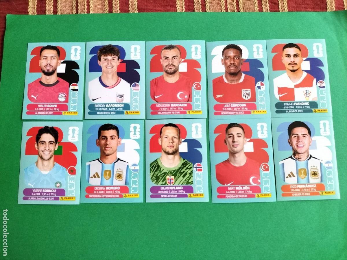 Football Stickers: (PANINI) LOTE DE 10 CROMOS ORIGINALES FIFA WORLD CUP 2026 SIN PEGAR