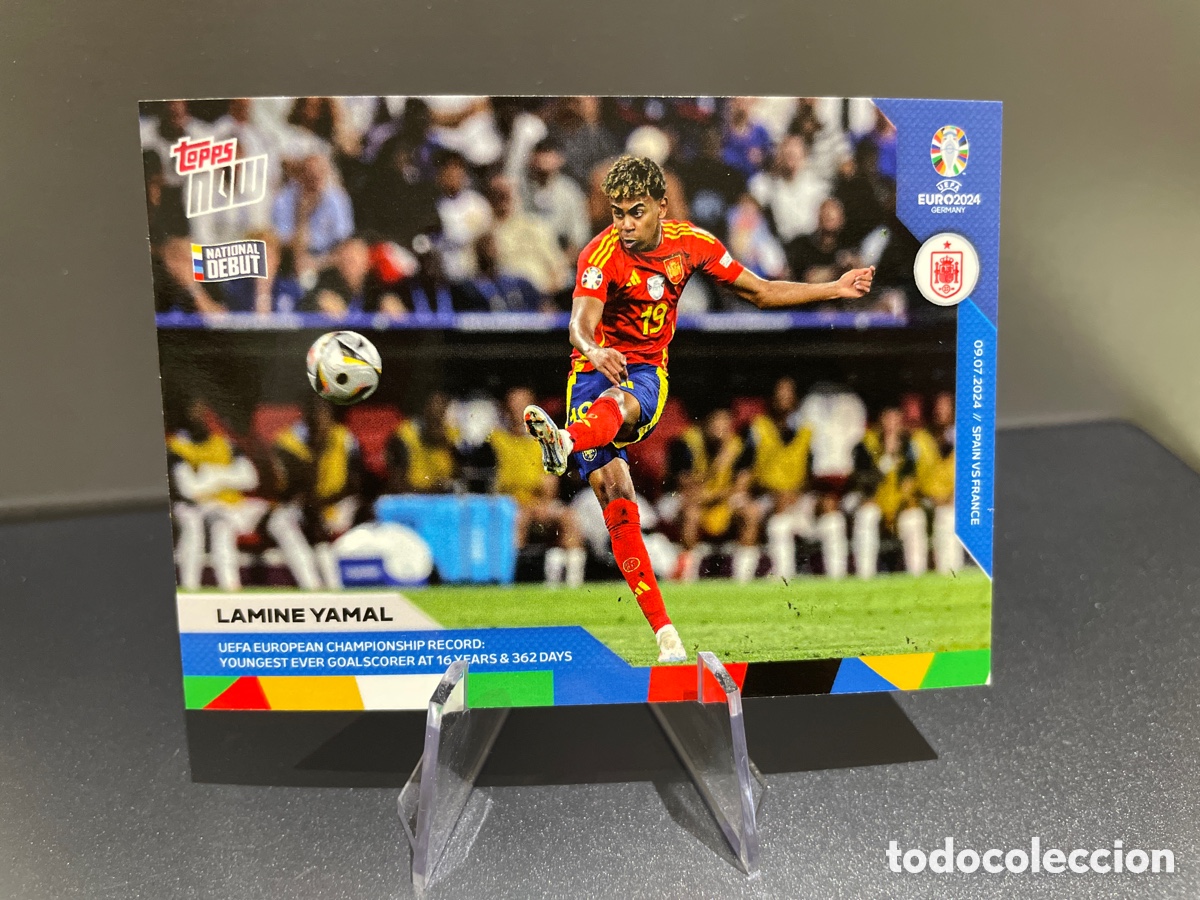 Figurine di Calcio: Lamine Yamal 054 National Debut Topps Now Jugador m&aacute;s joven en marcar un gol en Eurocopa Espa&ntilde;a 54