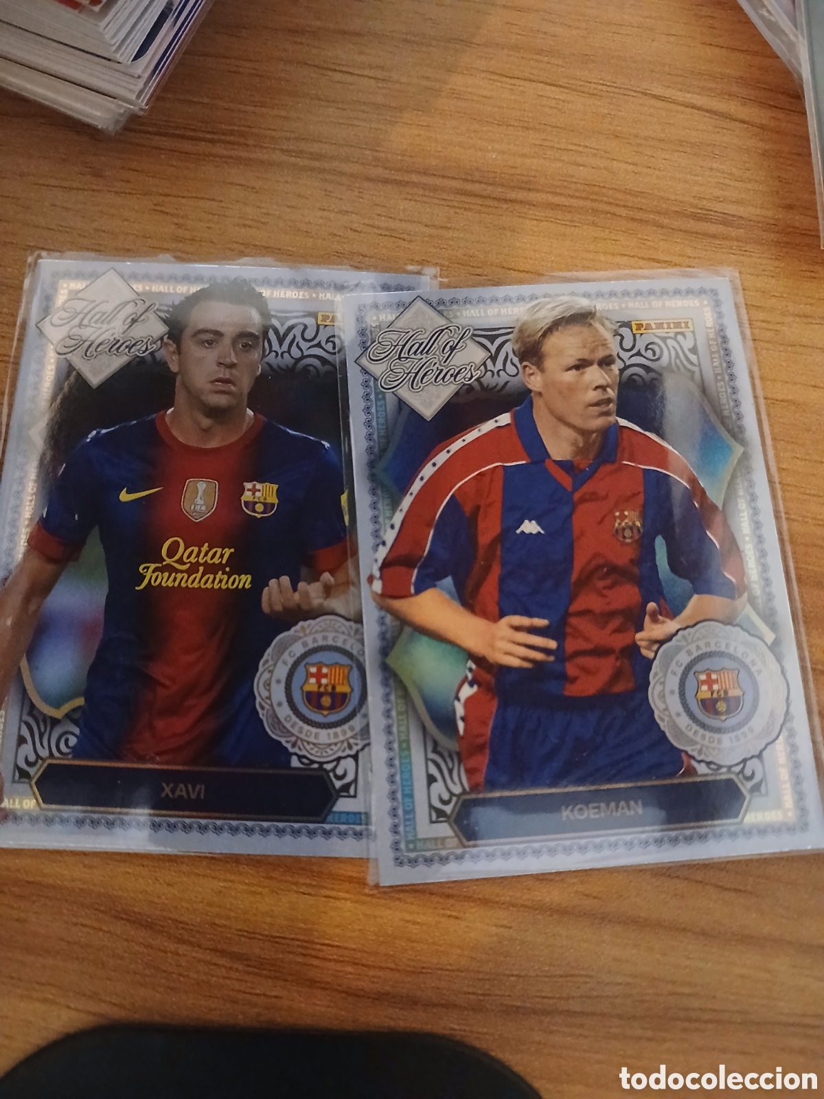 Figurine di Calcio: Xavi Hern&aacute;ndez ronald koeman hall of h&eacute;roes panini club FCB