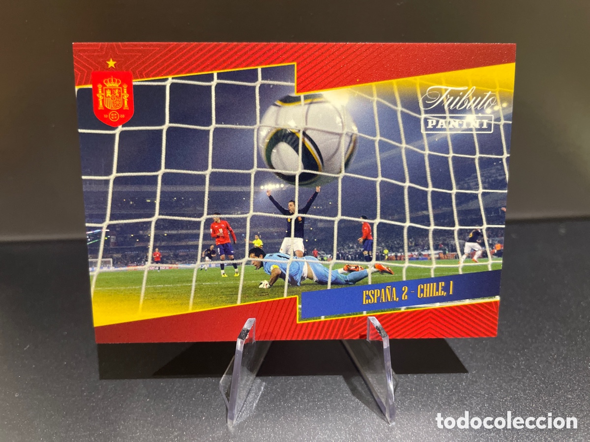 Fu&szlig;ball-Sticker: Espa&ntilde;a 2 - Chile 1 27 Panini Tribute Seleccion Espa&ntilde;ola 2010-2026 Vamos Campeones
