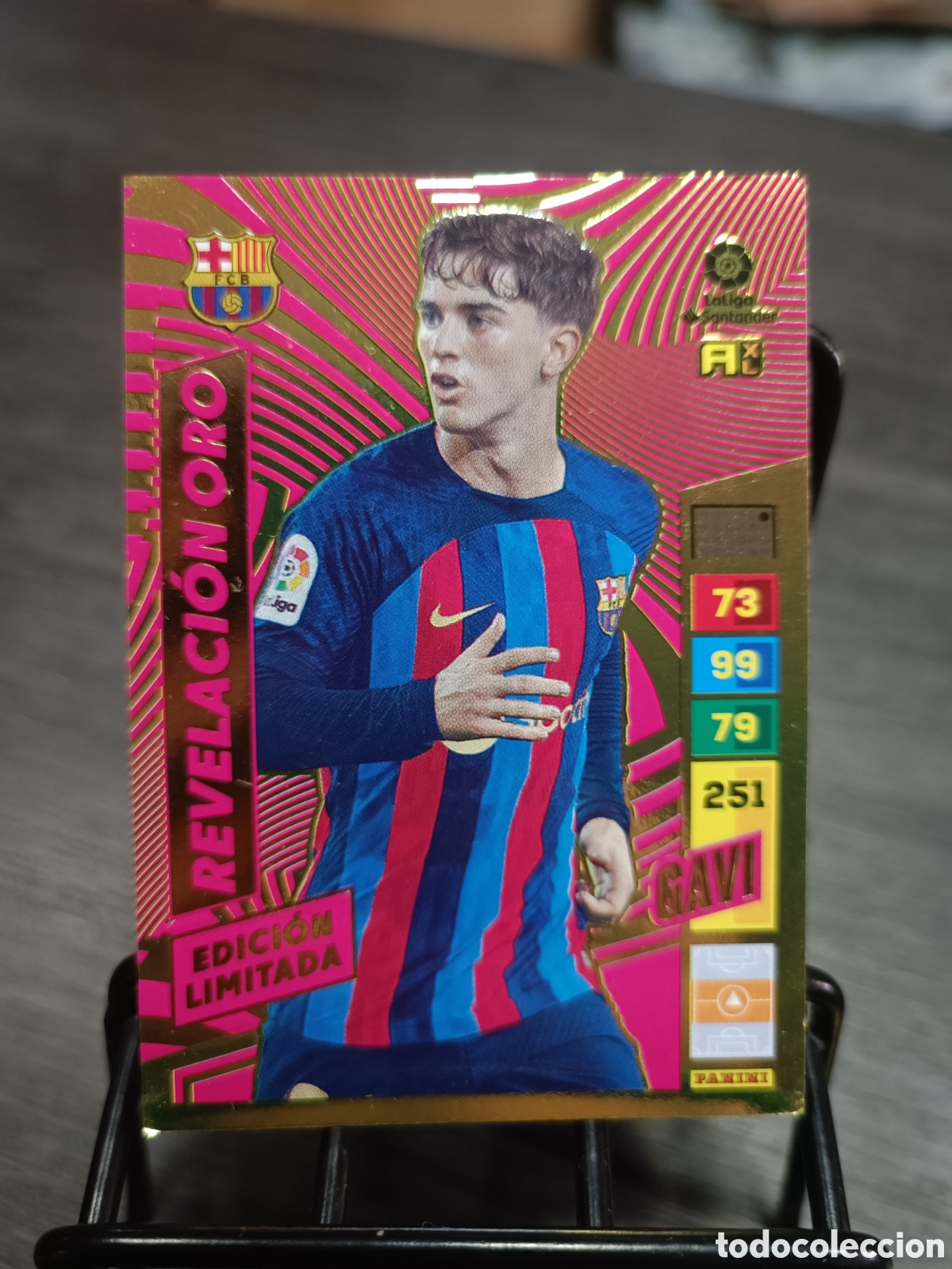 Fu&szlig;ball-Sticker: Gavi Revelaci&oacute;n oro 2022 2023