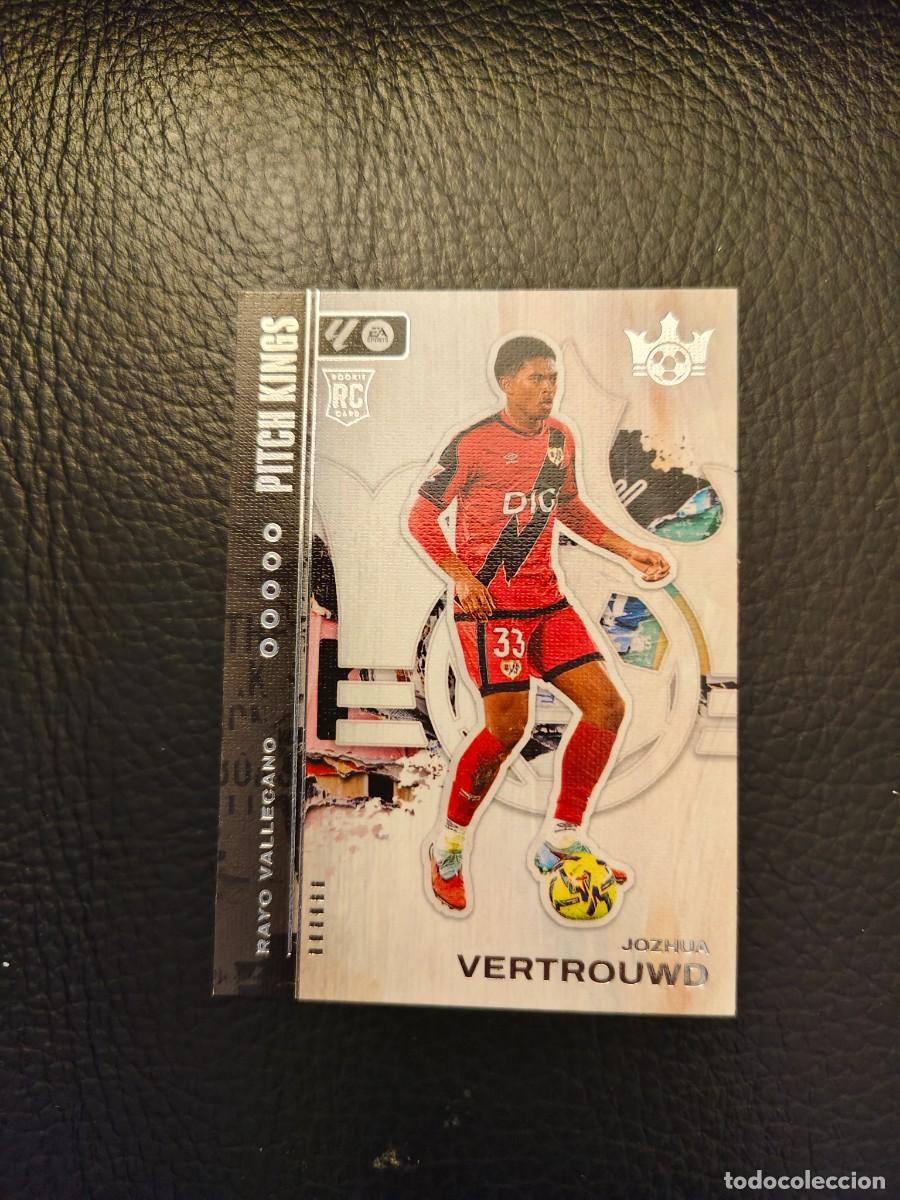 Cromos de f&uacute;tbol: 39 PITCH KINGS LA LIGA 25 26 JOZHUA VERTROUWD RAYO VALLECANO BASE PANINI 2025 2026 AAB