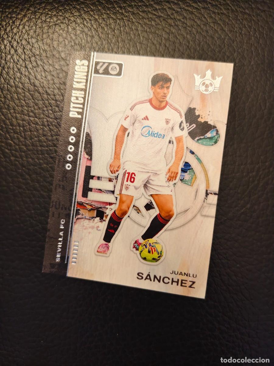 Cromos de f&uacute;tbol: 82 PITCH KINGS LA LIGA 25 26 JUANLU SANCHEZ SEVILLA FC BASE PANINI 2025 2026 AAB