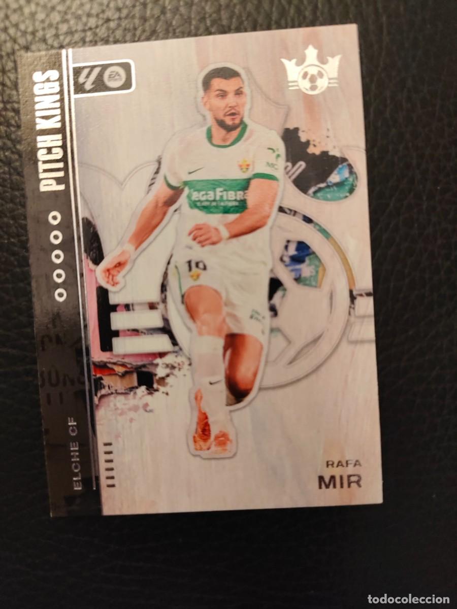 Cromos de f&uacute;tbol: 87 PITCH KINGS LA LIGA 25 26 RAFA MIR ELCHE CF BASE PANINI 2025 2026 AAB