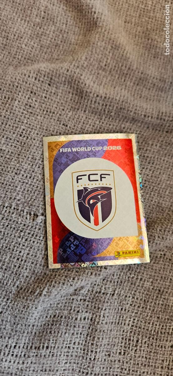 Cartes &agrave; collectionner de Football: Escudo Cabo Verde world cup mundial fifa estados unidos, canad&aacute; mexico panini 2026 26 sin pegar trad