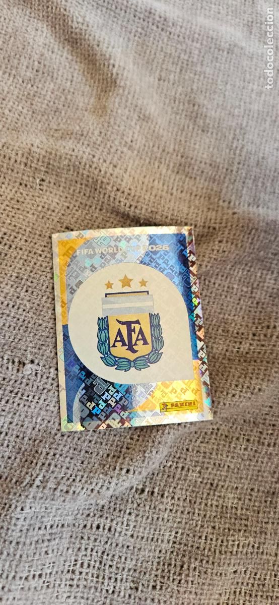 Cartes &agrave; collectionner de Football: Escudo Argentina world cup mundial fifa estados unidos, canad&aacute; mexico panini 2026 26 sin pegar tradi