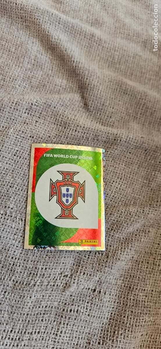 Cartes &agrave; collectionner de Football: Escudo Portugal world cup mundial fifa estados unidos, canad&aacute; mexico panini 2026 26 sin pegar tradin