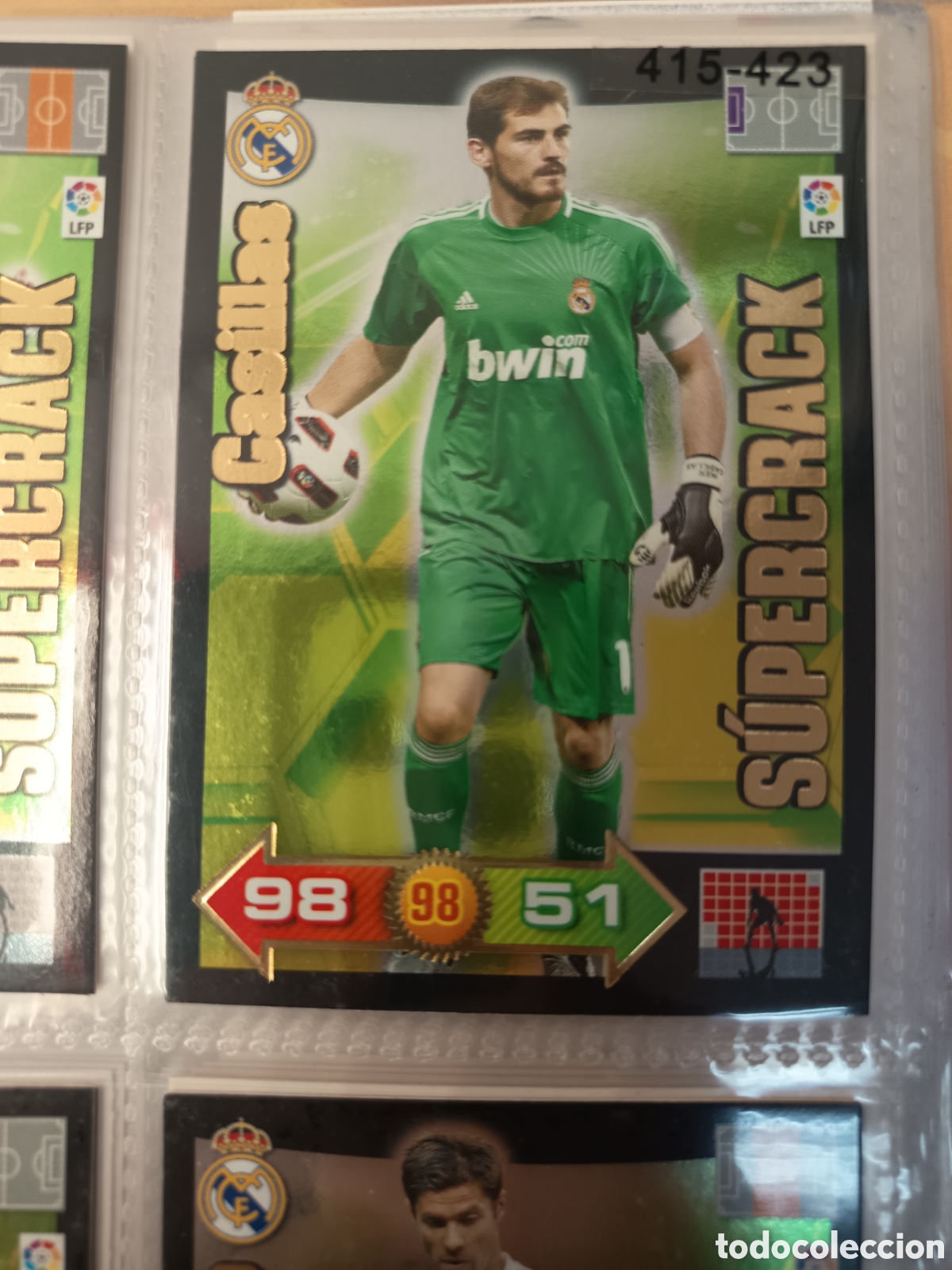 Football Stickers: ADRENALYN LIGA 2010 2011 SUPERCRACK CASILLAS REAL MADRID