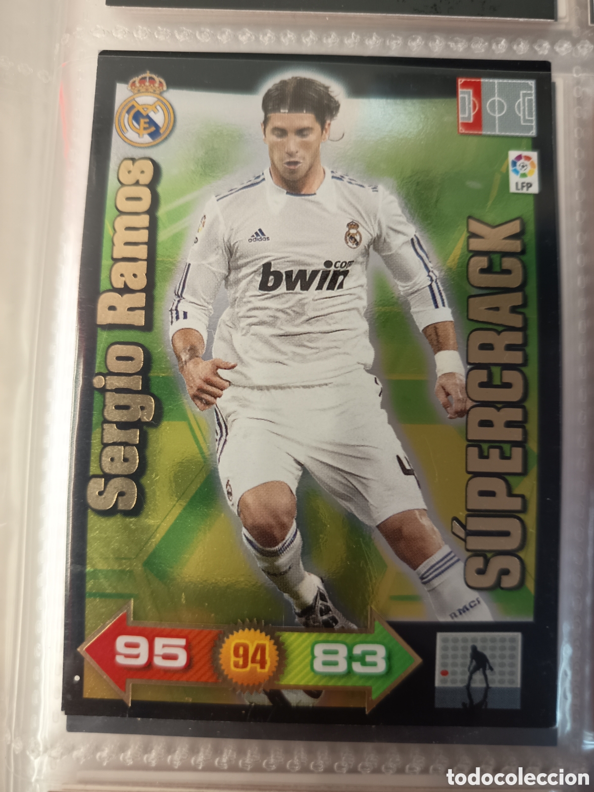 Football Stickers: ADRENALYN LIGA 2010 2011 SUPERCRACK SERGIO RAMOS REAL MADRID
