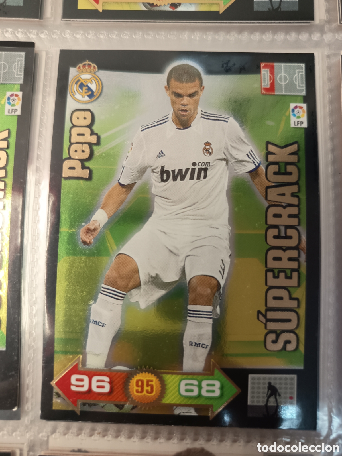 Football Stickers: ADRENALYN LIGA 2010 2011 SUPERCRACK PEPE REAL MADRID