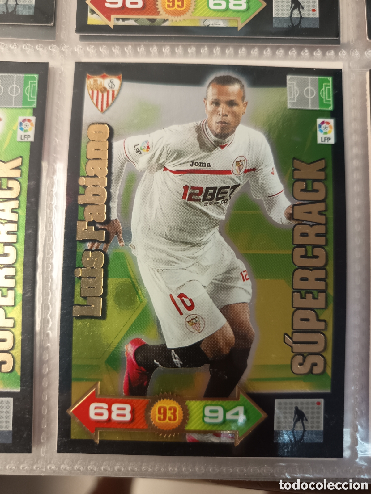 Figurine di Calcio: ADRENALYN LIGA 2010 2011 SUPERCRACK LUIS FABIANO SEVILLA
