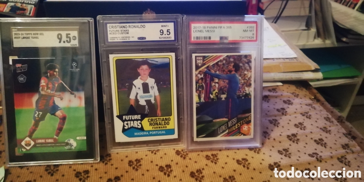 Cromos de f&uacute;tbol: Cromos Messi y cristiano Ronaldo. Gradeados