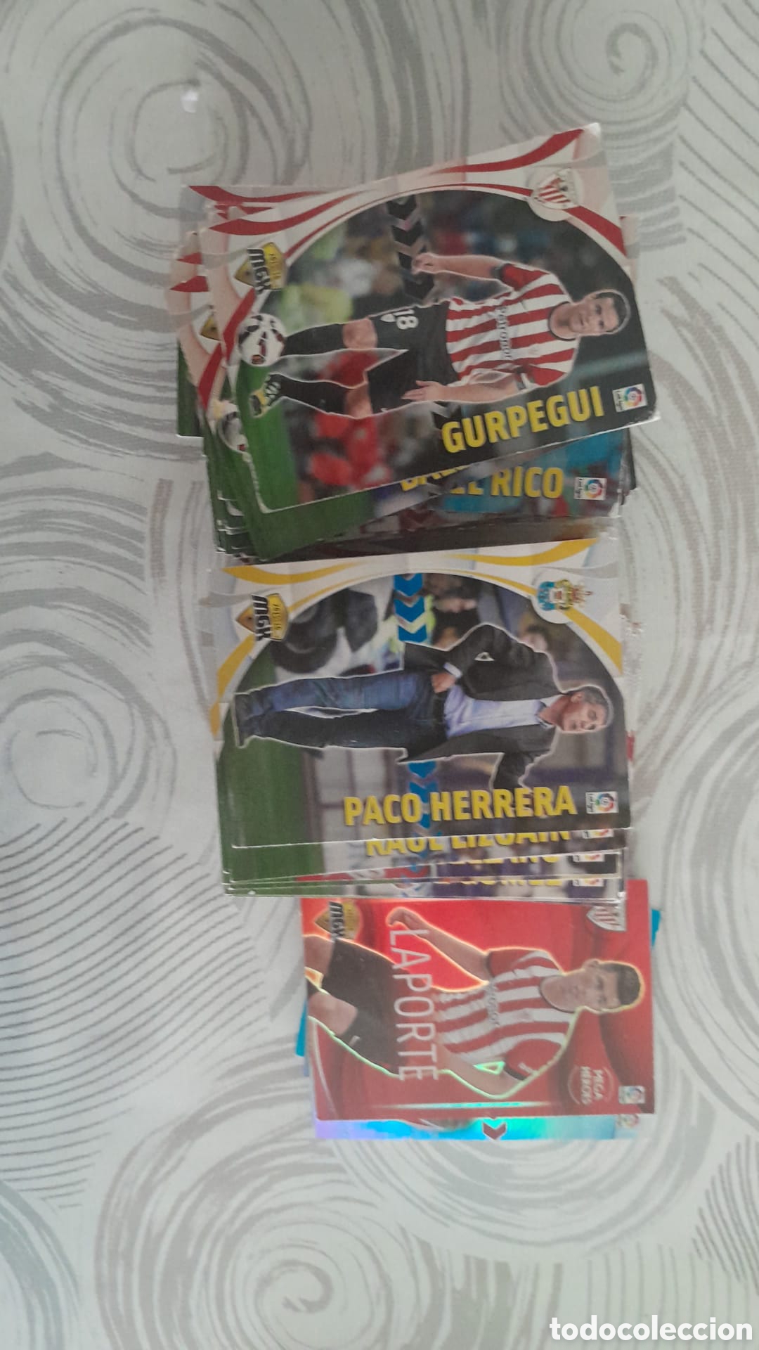 Cartes &agrave; collectionner de Football: Lote megacraks 15-16