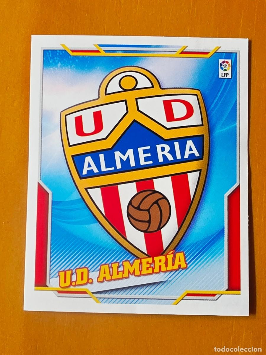Cartes &agrave; collectionner de Football: Escudo UD Almer&iacute;a, Panini Ediciones Liga Este 2010 2011 10 11 sin pegar