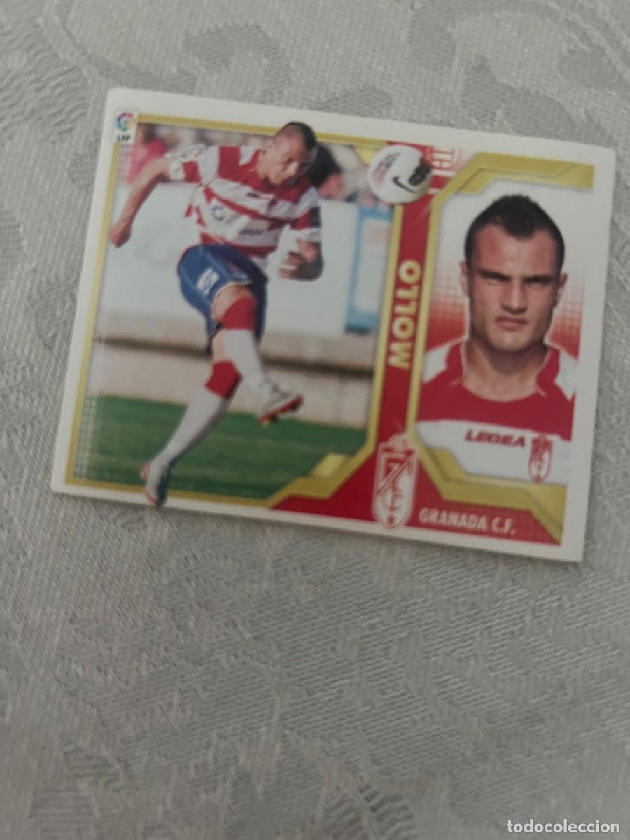 Cromos de f&uacute;tbol: MOLLO GRANADA COLOCA SIN PEGAR ALBUM ESTE LIGA 2011 - 2012