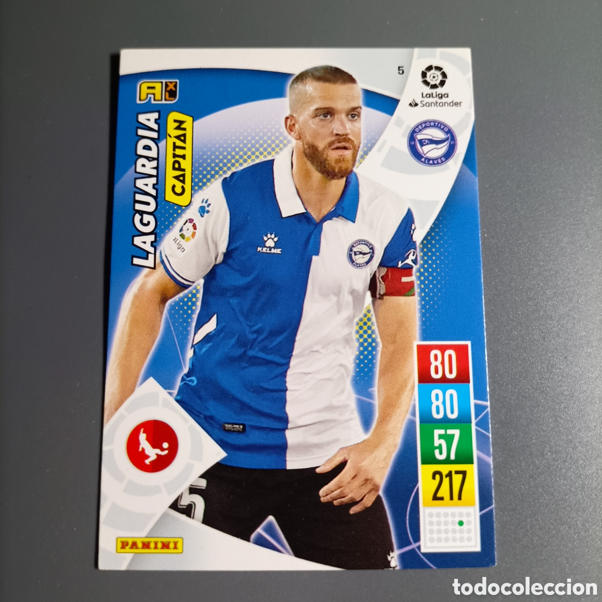 Cromos de f&uacute;tbol: ADRENALYN. LIGA 2021-2022 (ALAVES) №5 LAGUARDIA