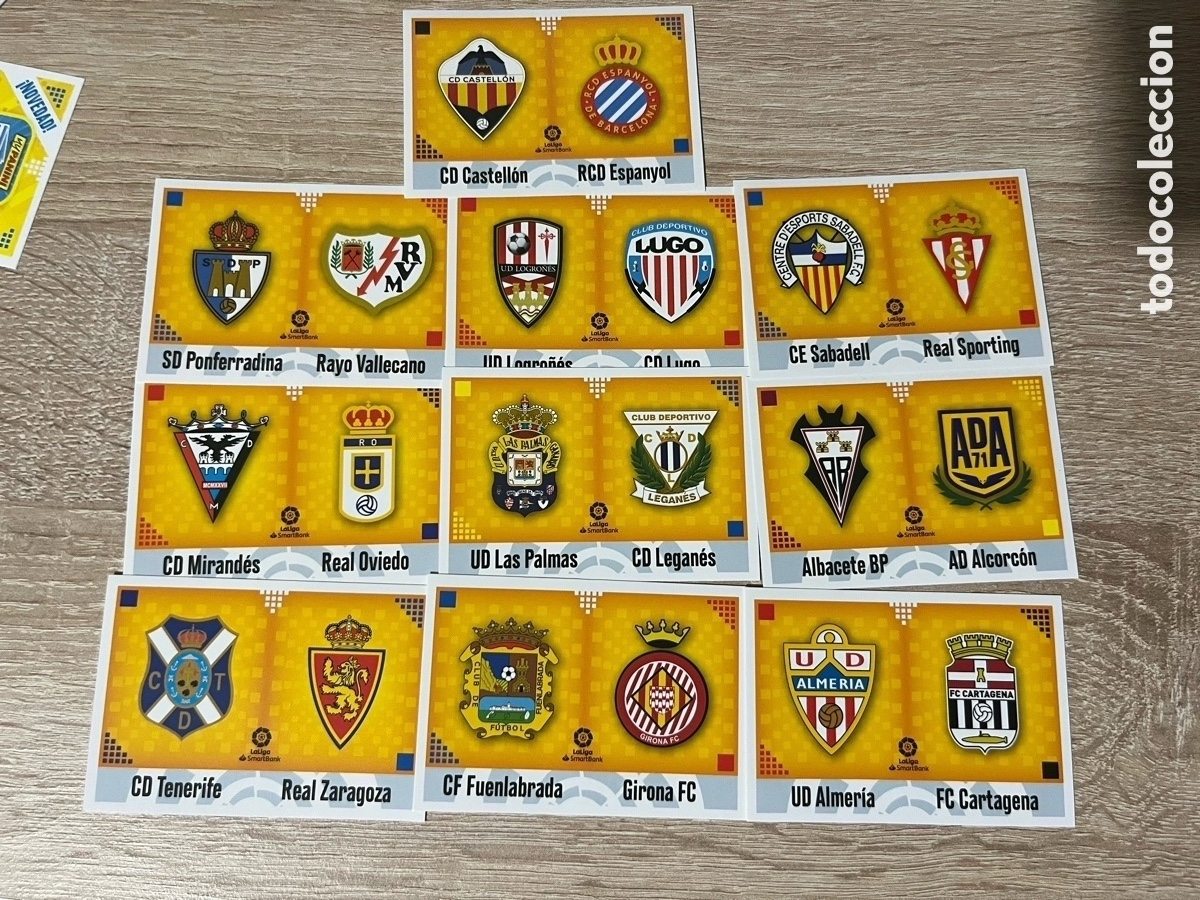 Cromos de f&uacute;tbol: SET COMPLETO ESCUDOS SEGUNDA DIVISI&Oacute;N LIGA HYPERMOTION LIGA ESTE 2020 2021 20 21 COMPLETO