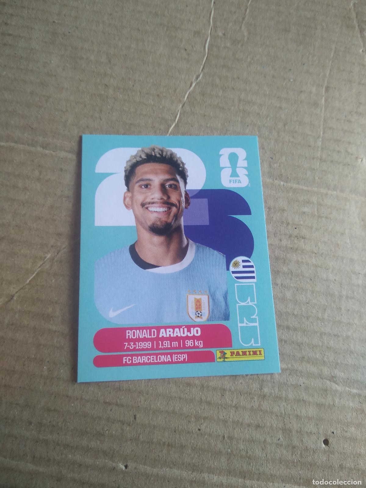 Cromos de f&uacute;tbol: URU 4 ARAUJO URUGUAY CROMO FUTBOL PANINI MUNDIAL 2026 WORLD CUP COPA DEL MUNDO