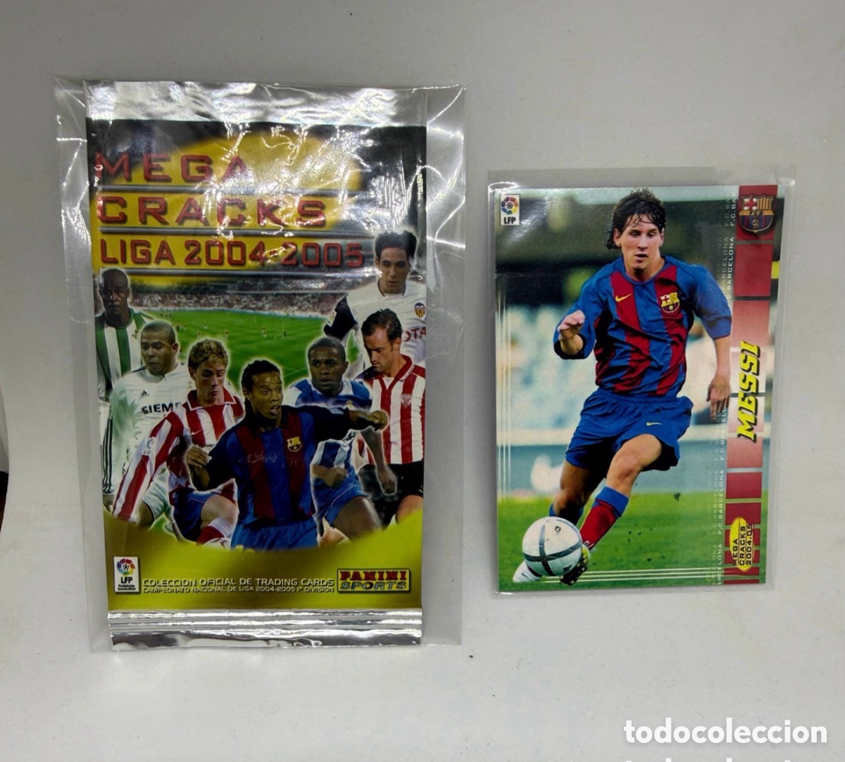 Cromos de f&uacute;tbol: 2004 SOBRE MEGA CRACKS ABIERTO + MESSI 71 BIS ROOKIE CARD REPLICA DE REGALO