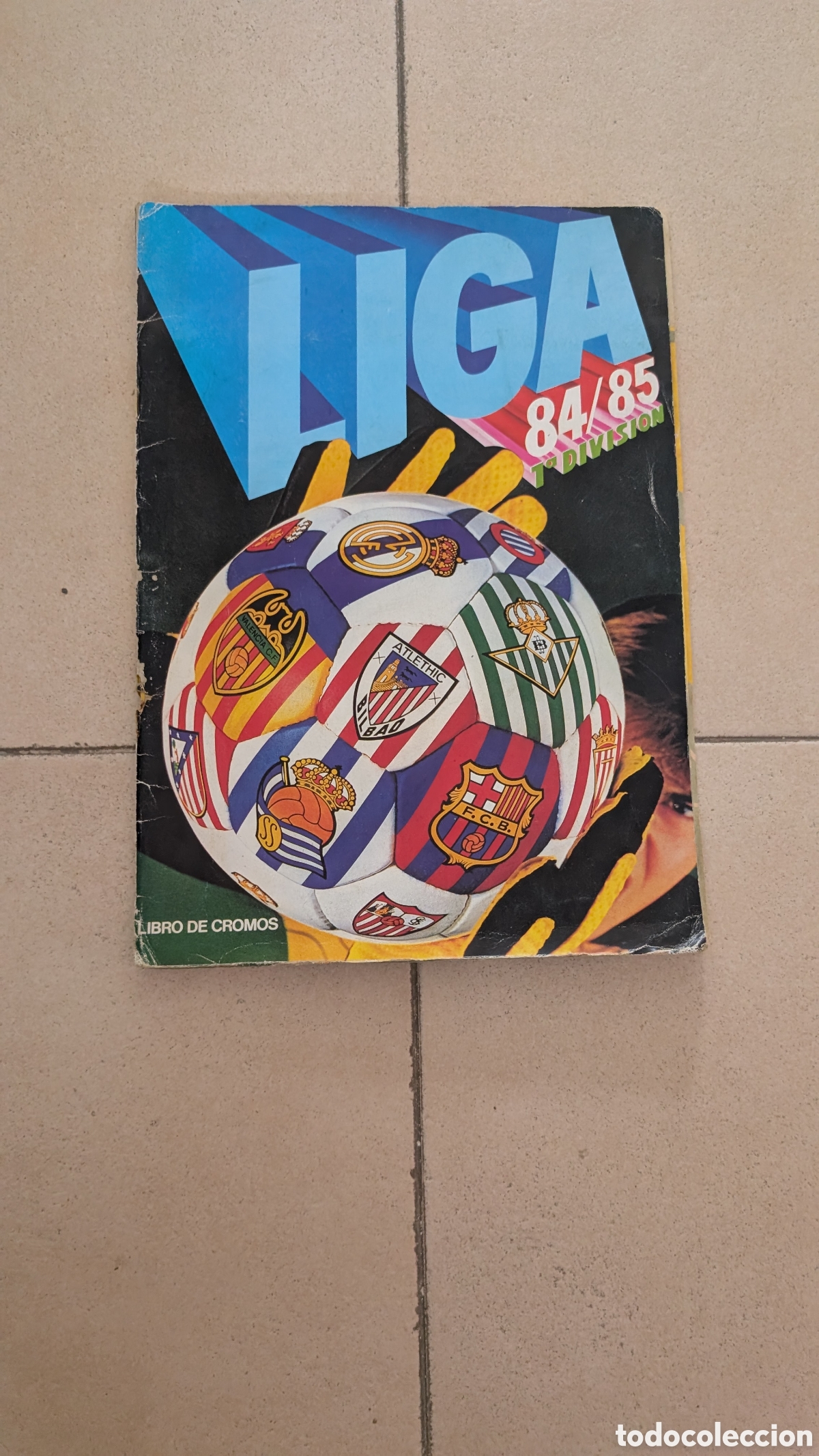 Cromos de f&uacute;tbol: ALBUM VACIO LIGA ESTE 1984/85 84 85 VACIO SE LE HAN DESPEGADO LOS CROMOS