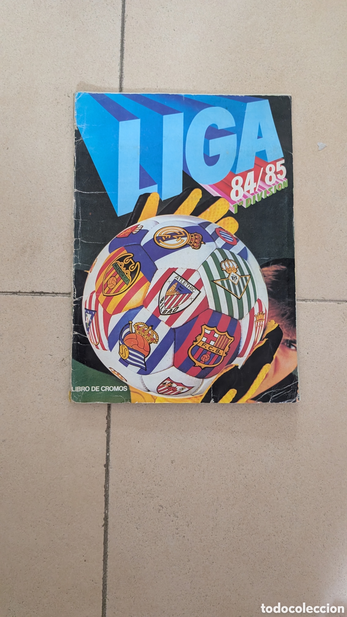 Cromos de f&uacute;tbol: ALBUM VACIO LIGA ESTE 1984/85 84 85 VACIO SE LE HAN DESPEGADO LOS CROMOS