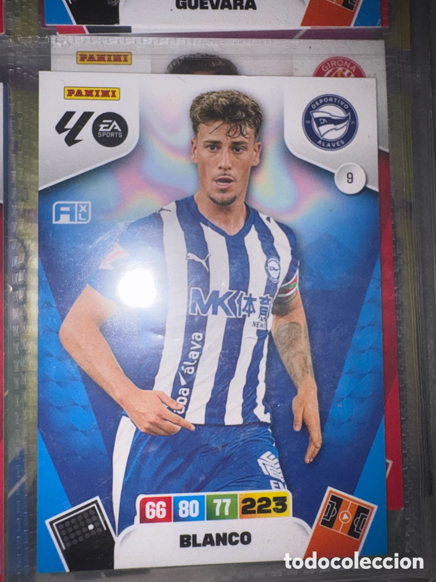 Cartes &agrave; collectionner de Football: 9 Antonio Blanco, Deportivo Alav&eacute;s, Panini Adrenalyn XL La Liga 2025 2026 25 26