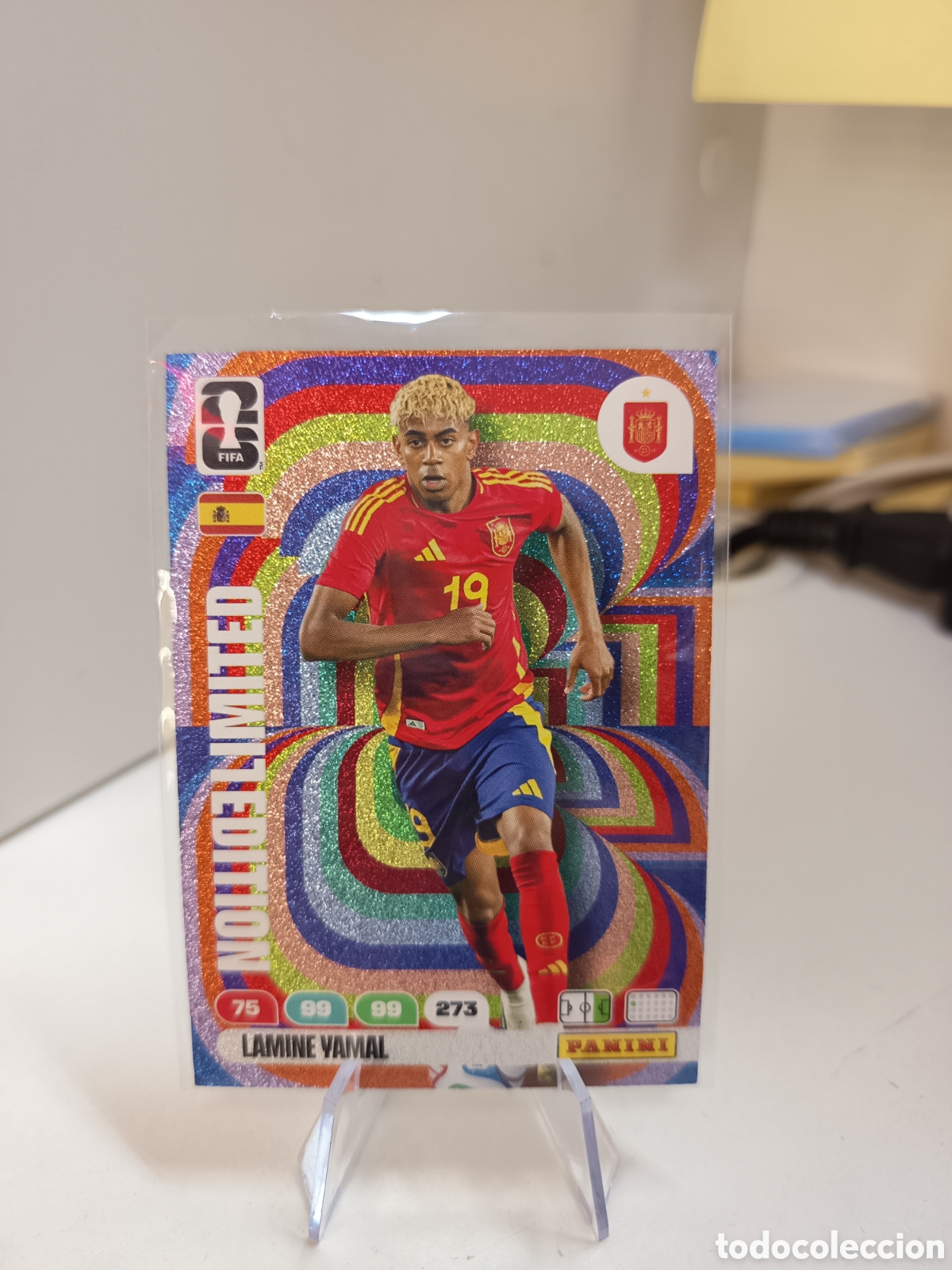 Figurine di Calcio: LAMINE YAMAL ESPA&Ntilde;A LIMITED EDITION ADRENALYN FIFA WORLD CUP 2026 MUNDIAL 26 PANINI