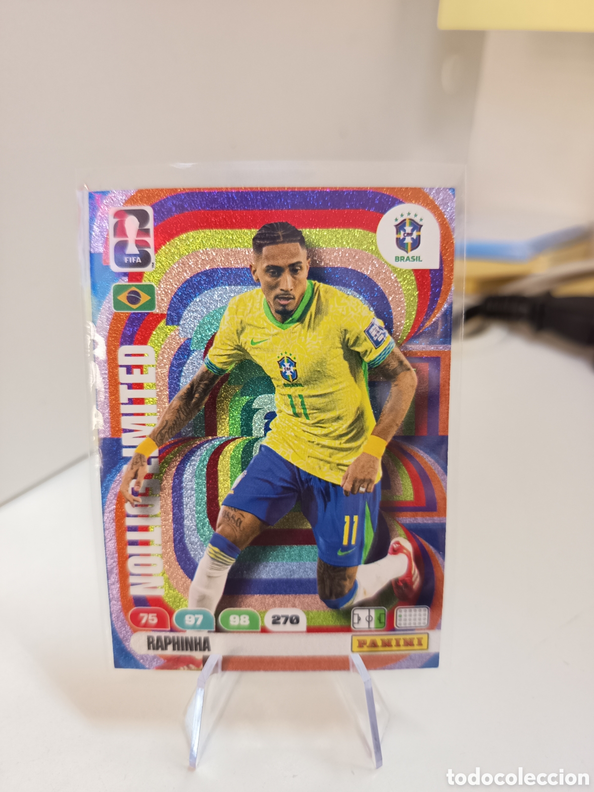 Cartes &agrave; collectionner de Football: RAPHINHA BRASIL LIMITED EDITION ADRENALYN FIFA WORLD CUP 2026 MUNDIAL 26 PANINI