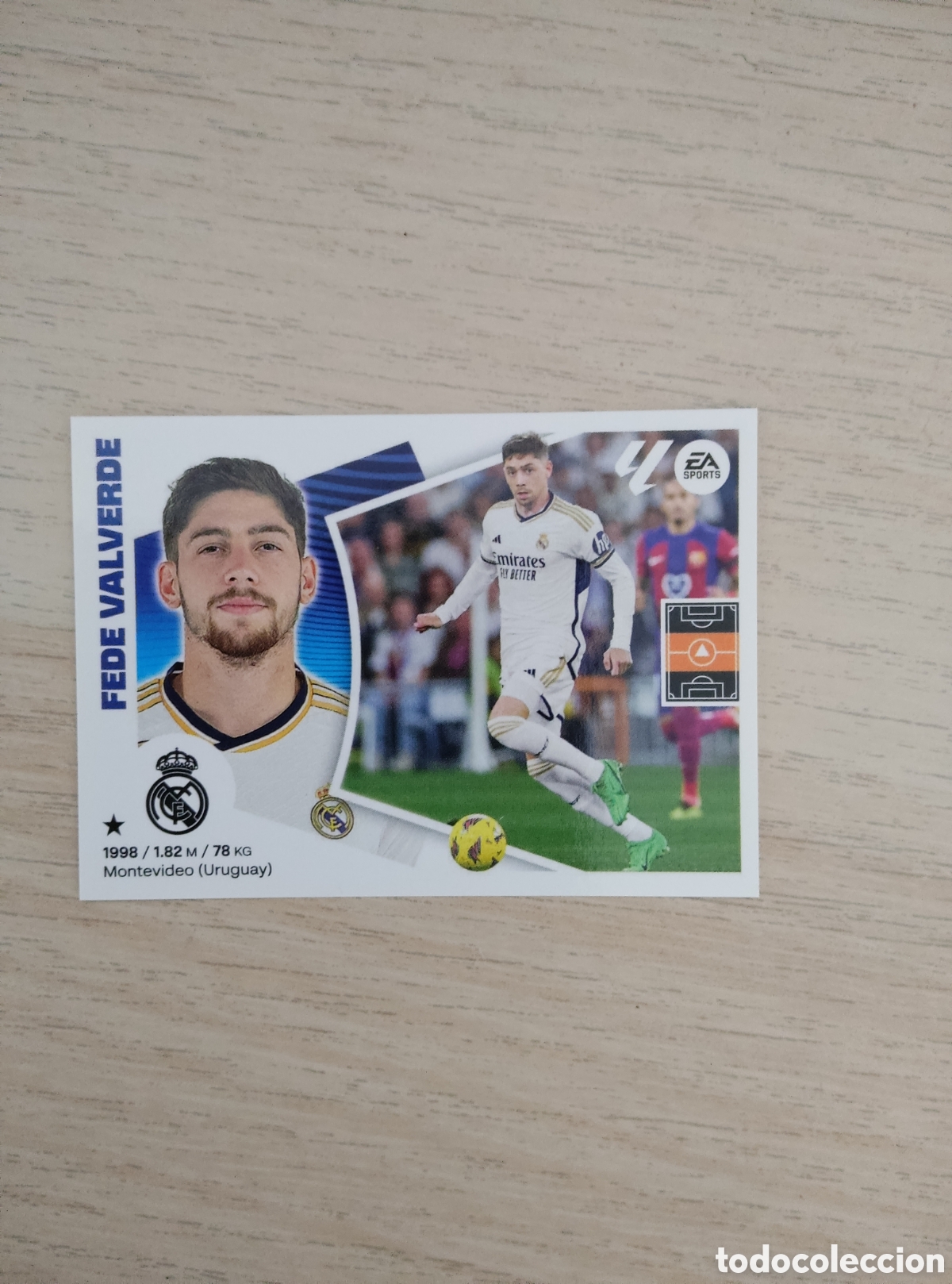 Cartes &agrave; collectionner de Football: 14 FEDE VALVERDE REAL MADRID LIGA ESTE 2024 2025