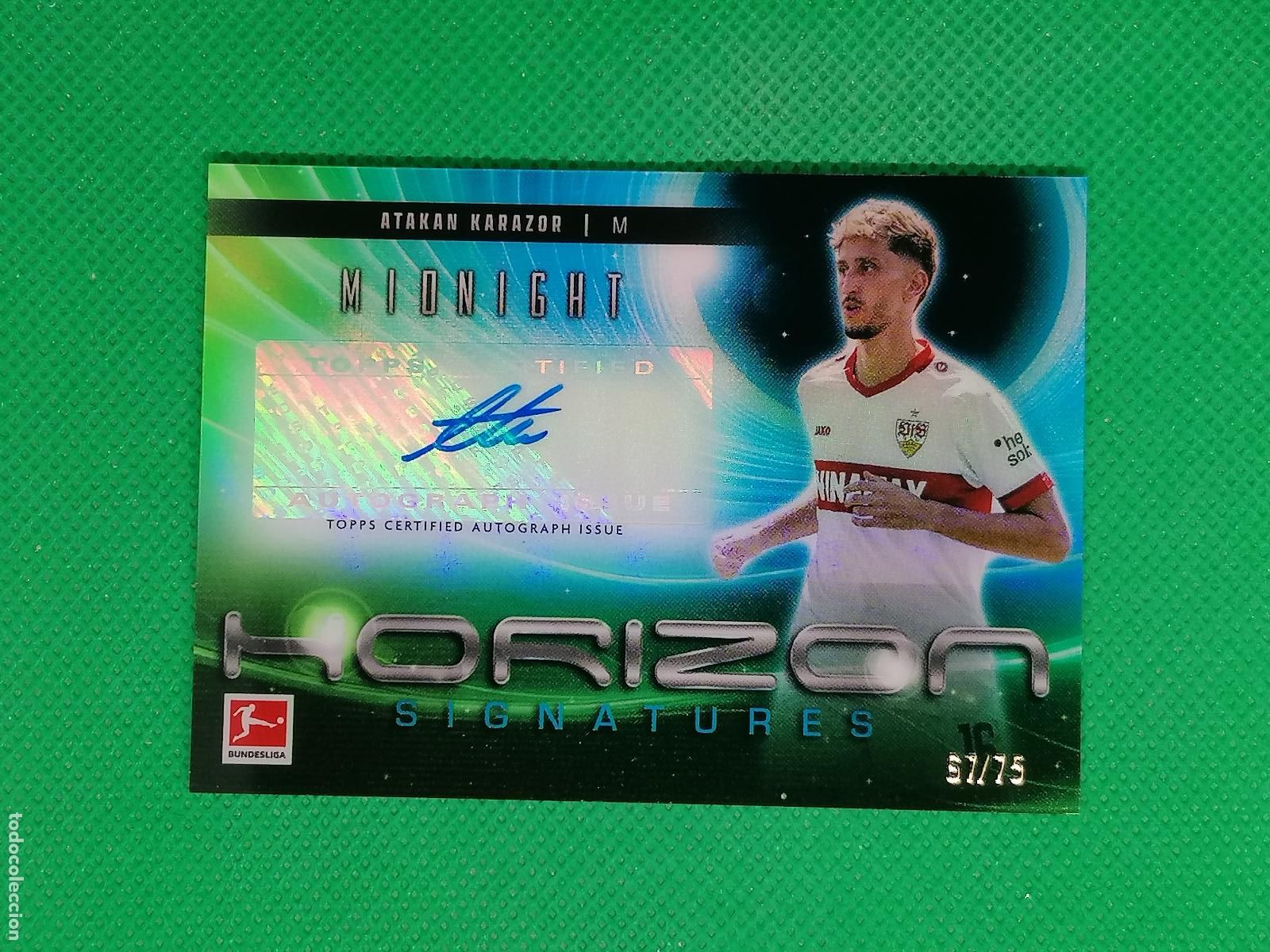 Cromos de f&uacute;tbol: ATAKAN KARAZOR STUTTGART /75 AUTOGRAFO AUTO FIRMA MIDNIGHT ⚽ TOPPS CHROME 24 25 2024 2025 ⚽