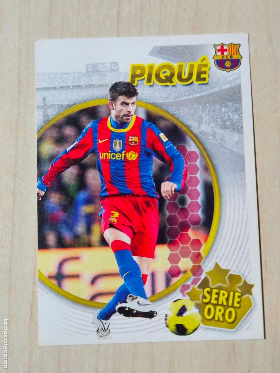 Figurine di Calcio: CROMO N&ordm; 43 PIQUE - COLECCION OFICIAL BARCELONA LIGA 2010 2011 - 10 11 SIN PEGAR