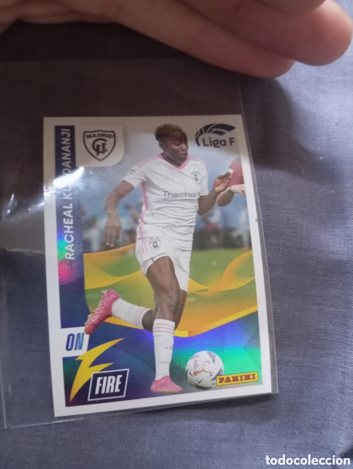 Cromos de f&uacute;tbol: Racheal Kundananji ON FIRE 352 / LIGA F 2023/24