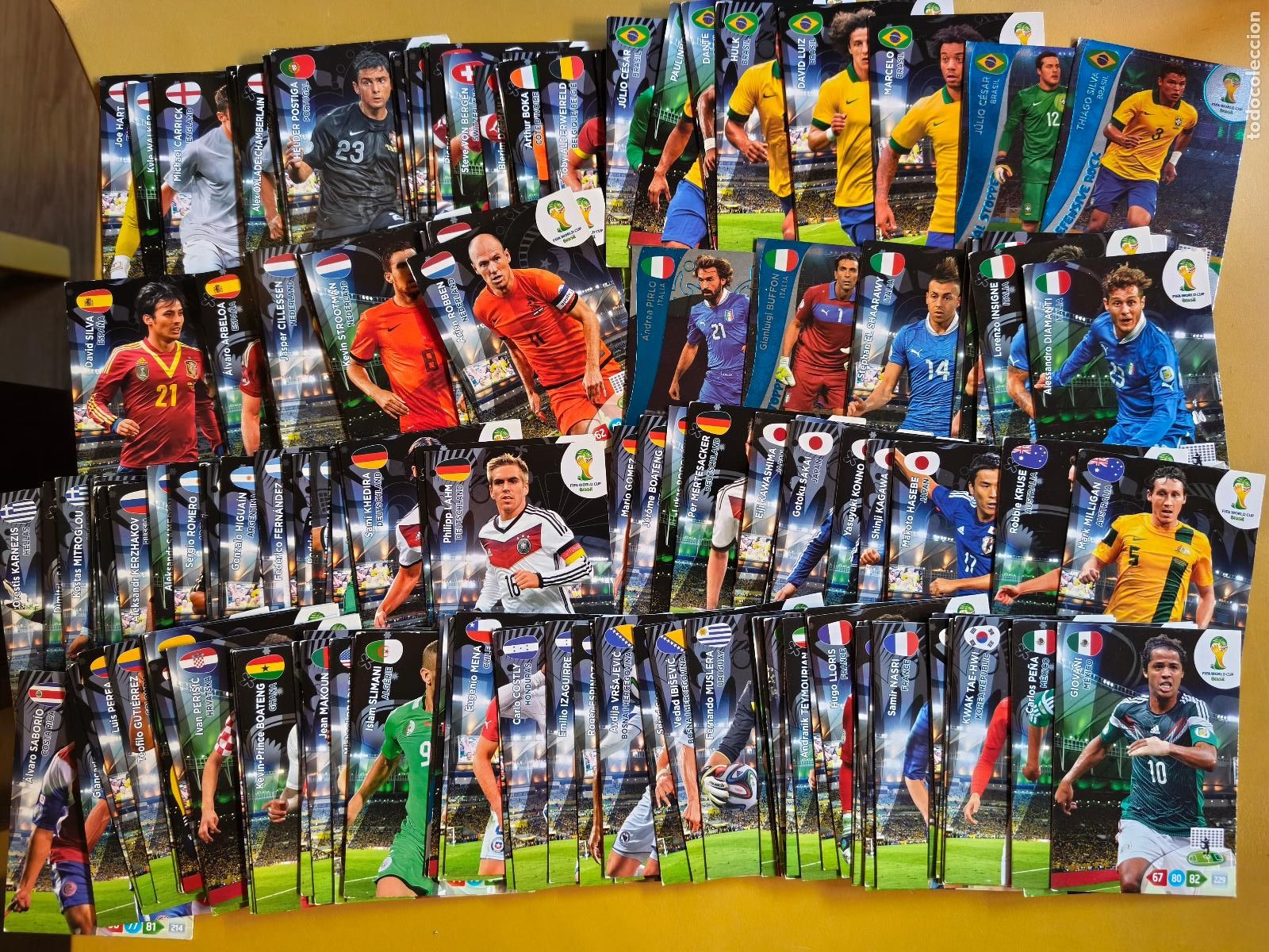 Cromos de f&uacute;tbol: brasil 2014 fifa world cup, contiene 154 cromos