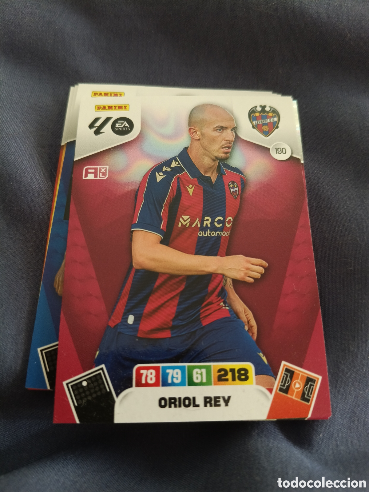 Cromos de f&uacute;tbol: carta de f&uacute;tbol Panini Adrenalyn XL de la temporada 2025-26 del jugador Oriol Rey del Levante U.D
