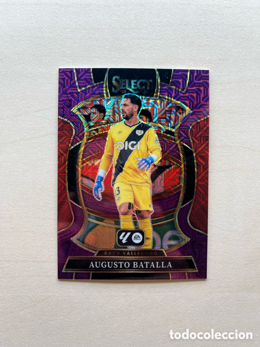 Cromos de f&uacute;tbol: Augusto Batalla Paralelo Rosa Select La Liga 2025-26 - Rayo Vallecano