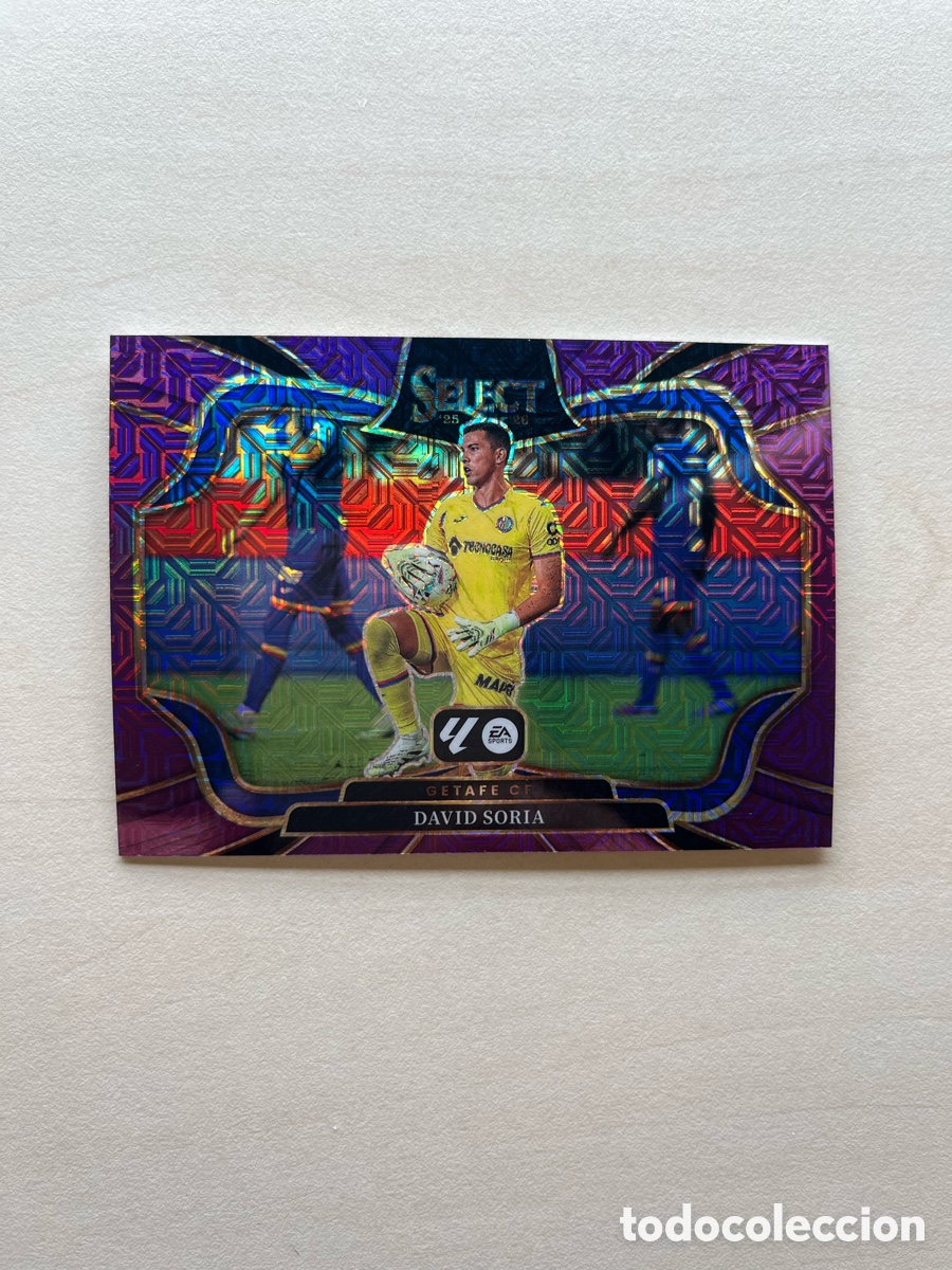 Cromos de f&uacute;tbol: David Soria Paralelo Rosa Field Level Select La Liga 2025-26 - Getafe