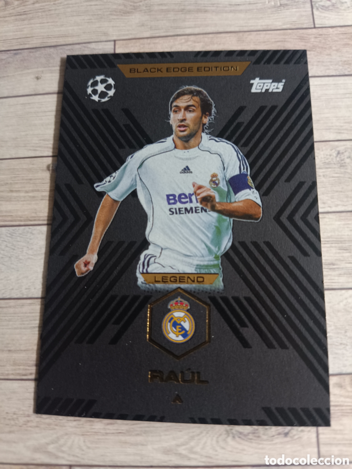 Cromos de f&uacute;tbol: BE 6 RAUL LEGEND BLACK EDGE EDITION REAL MADRID MATCH ATTAX EXTRA CHAMPIONS 2025 2026 TOPPS 25 26