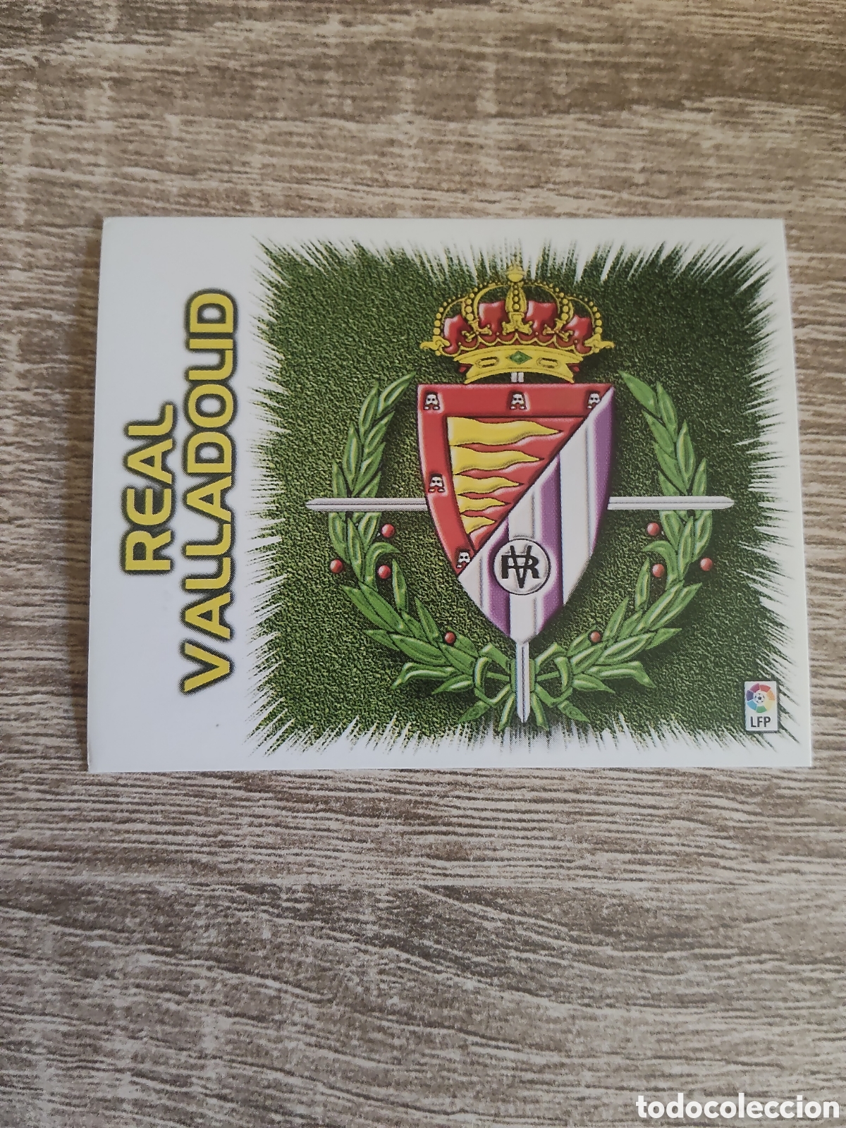 Cromos de f&uacute;tbol: Escudo Real Valladolid liga 1999 2000 99 00 ediciones este