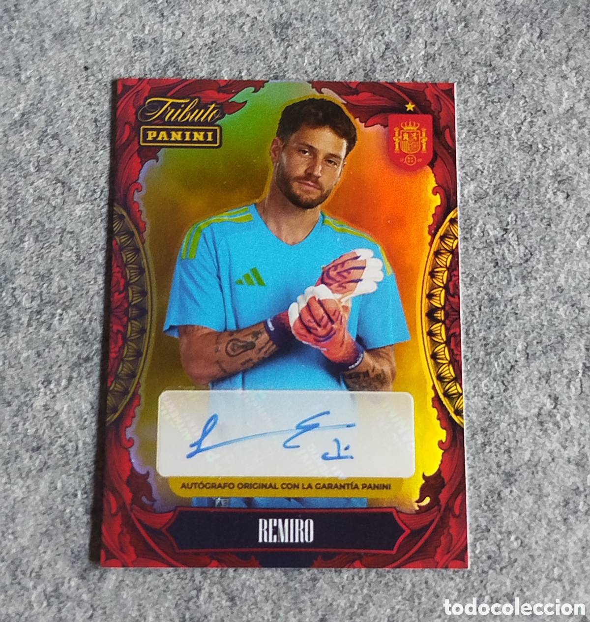Cromos de f&uacute;tbol: AUT&Oacute;GRAFO REMIRO PANINI TRIBUTO SELECC. ESPA&Ntilde;OLA ESPA&Ntilde;A CROMO CARD MUNDIAL 2026 REAL SOCIEDAD